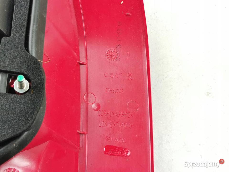 LAMPA PRAWY TYŁ FIAT MULTIPLA 2010 MAGNETI osobowe