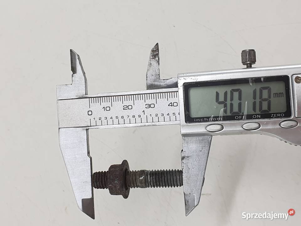 SRUBA KOLEKTORA SZPILKA TGB BLADE 250 Uszczelki wydechu