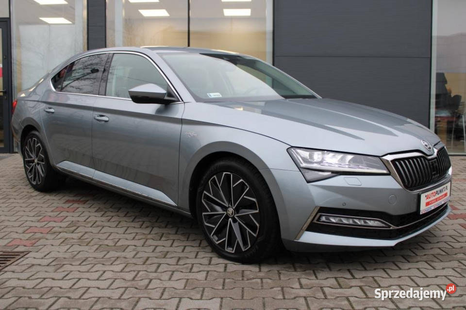 Skoda Superb 2020r FV23 1wł Salon 272 4x4 automatyczna Warszawa