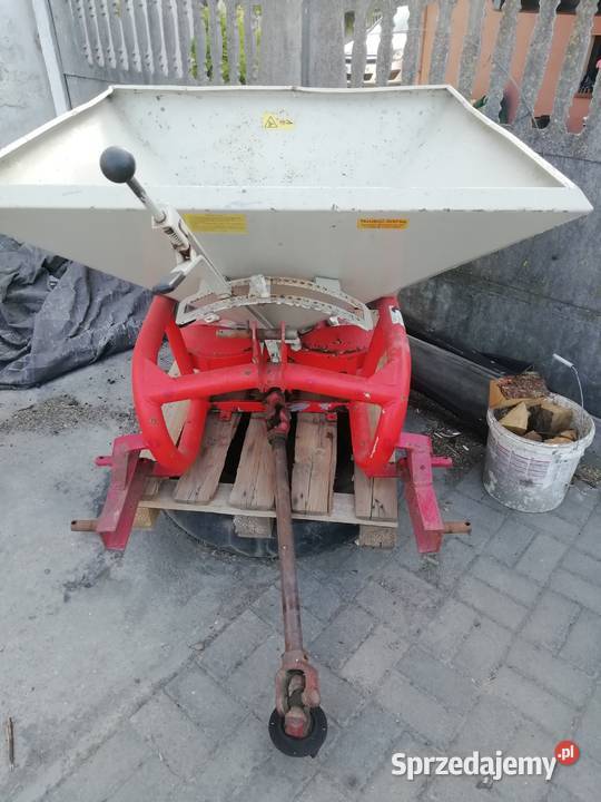 Rozsiewacz nawozu rauch 450 Stary Grodków sprzedam