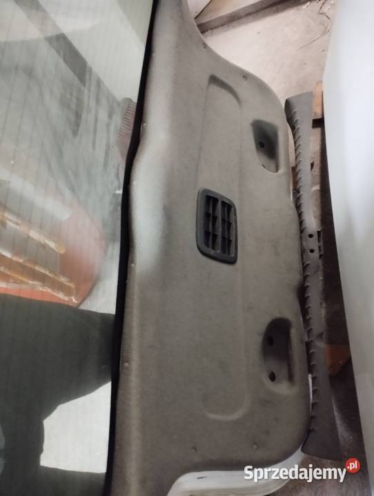 klapa tylna citroen picasso 2002 Cieszyn