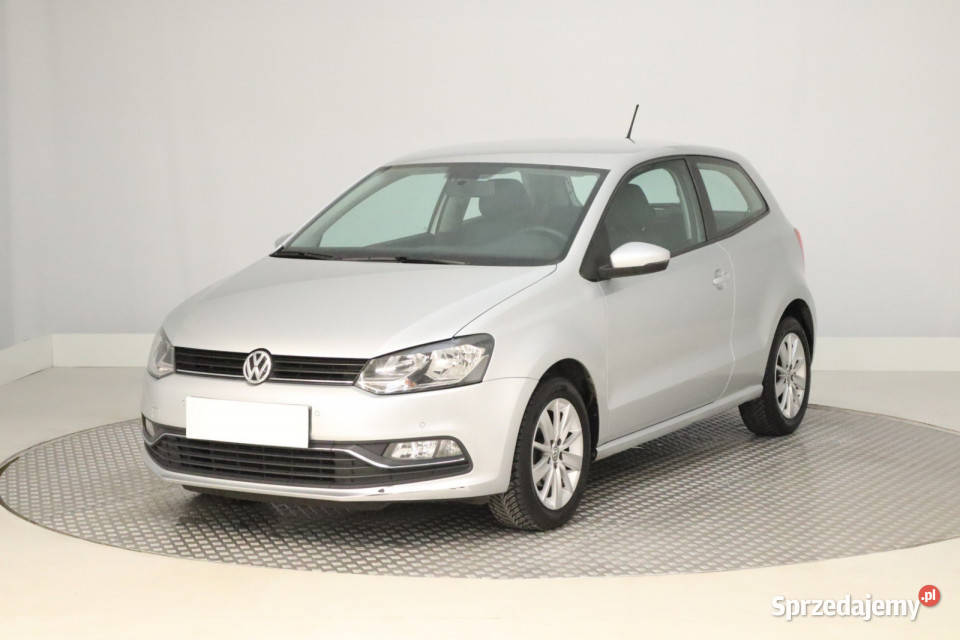VW Polo 14 TDI srebrny