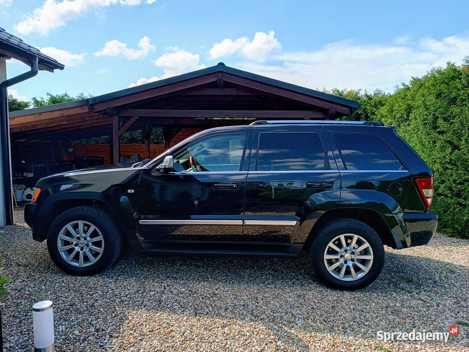 Jeep Grand Cherokee Overland Cybinka