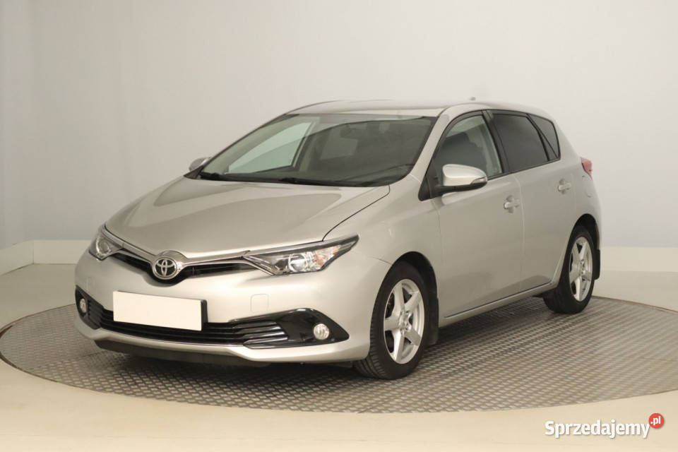 Toyota Auris 13 Dual VVTi Hatchback Auris