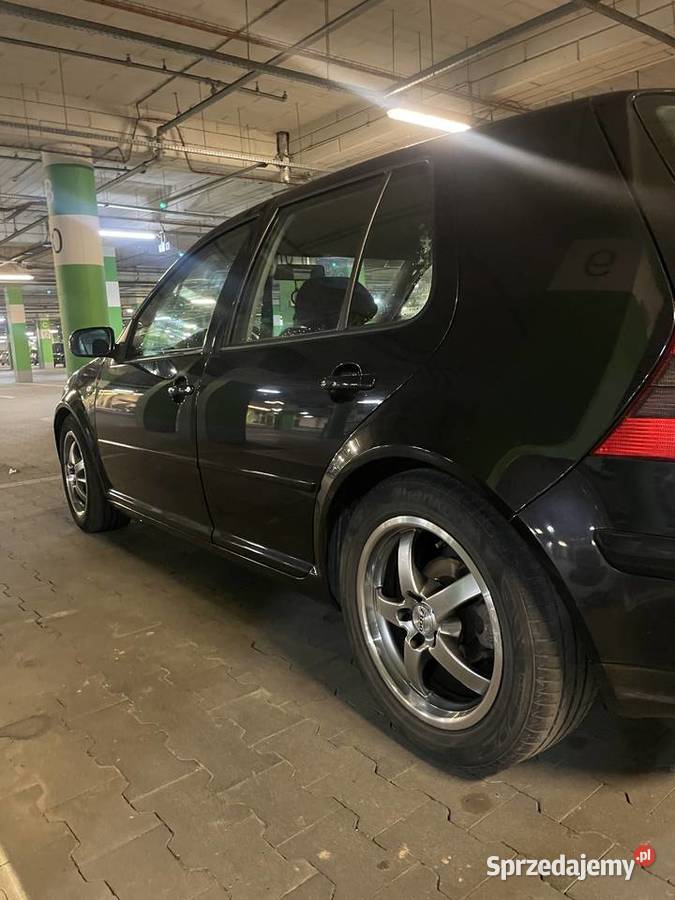 Sprzedam golfa 4 z silnikiem v5 Golf Kraków sprzedam