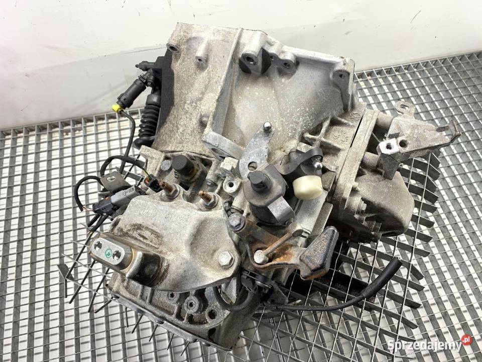 SKRZYNIA BIEGÓW OPEL VIVARO C 20MB46 15 120