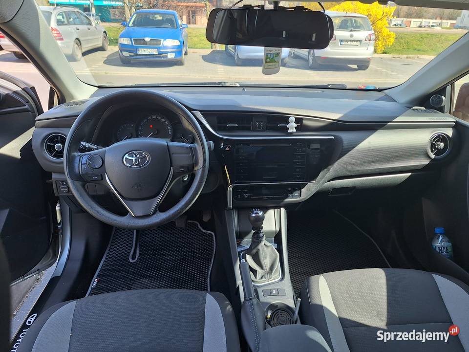 Toyota Auris II salon polska Nowa Sól