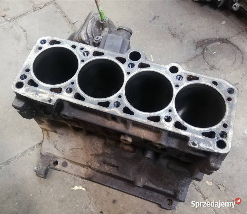 Blok silnika VW Audi 80 20 ABK 115 048 103 021D osobowe Sanok