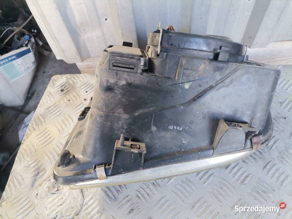 Lampa Prawa Przód Volkswagen Bora osobowe Wisznice