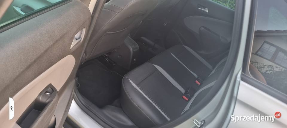 Opel Crossland X 2017 przebieg 93 Kołobrzeg sprzedam