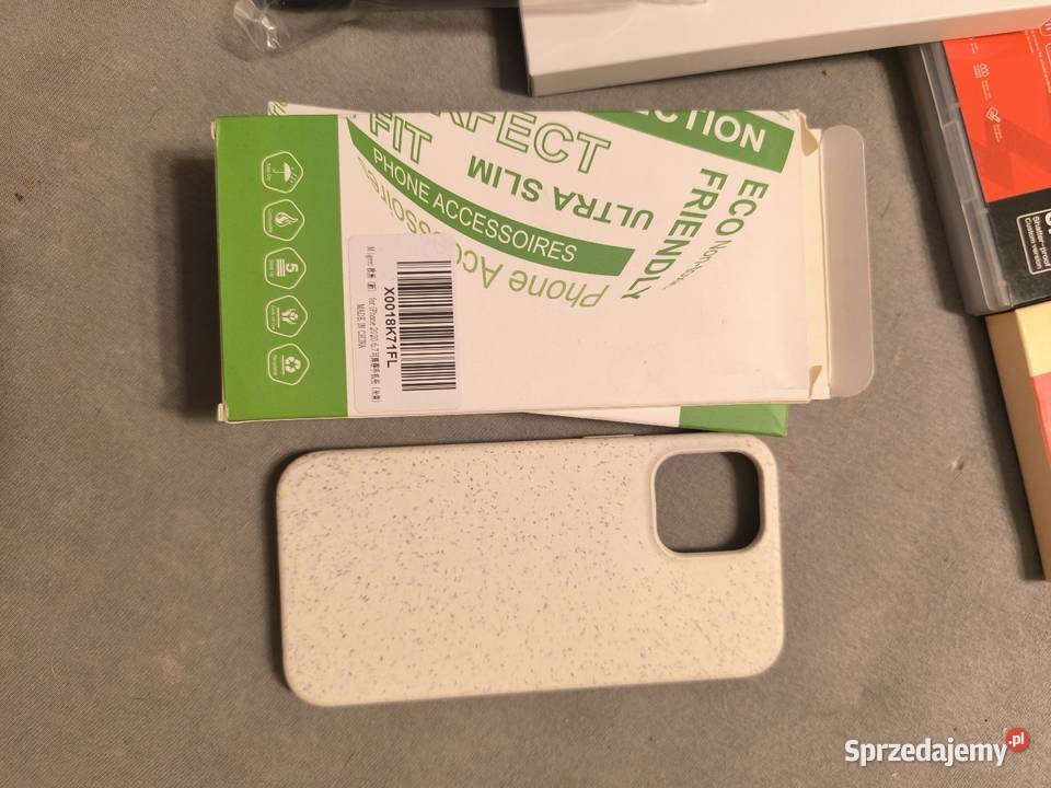 Etui telefonów sprzedam