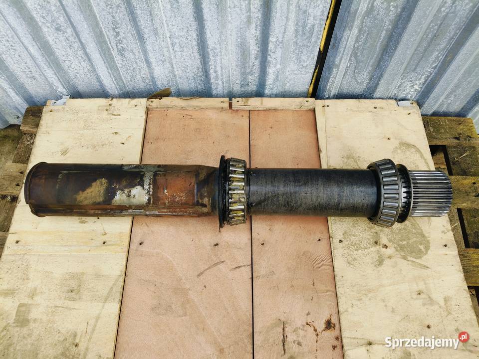 Claas Axion 840 CMatic A31 13r Półoś wałek Stalewo