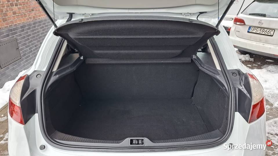 Renault Megane 16 16V 100 Authentique Rok produkcji 2012 Goczałkowice-Zdrój sprzedam