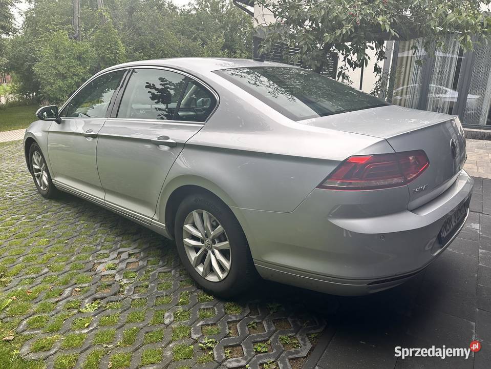 Syndyk sprzeda udział 12 samochodu Volkswagen Braniewo