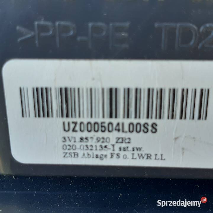 3V1857921 schowek kierownicy SKODA SUPERB III Dębno