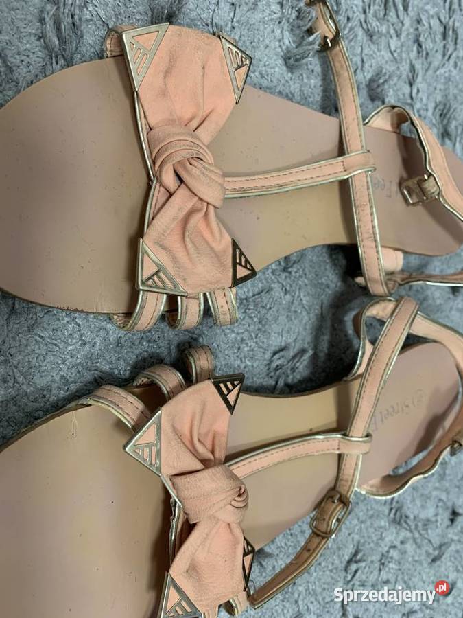 Buty Sandały damskie 36 Sandały i klapki Chełm