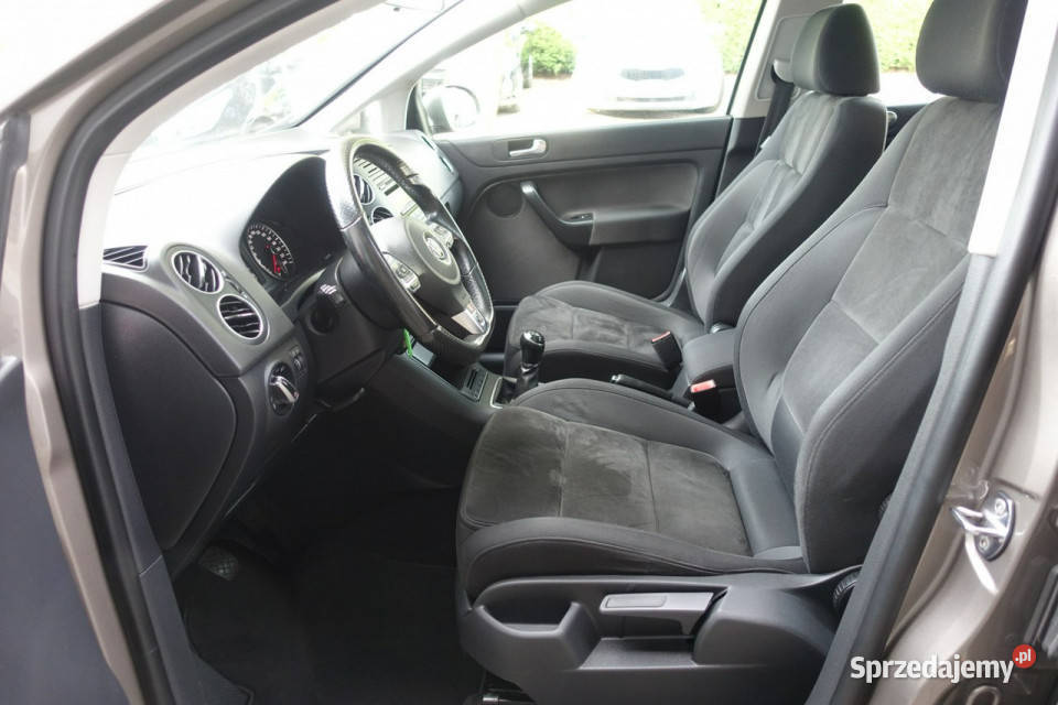 Volkswagen Golf Plus 16D Welur Alu Światła ESP