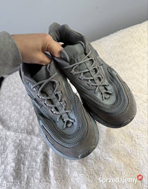 Fila chunky sneakers szare vibe streetwear comfy