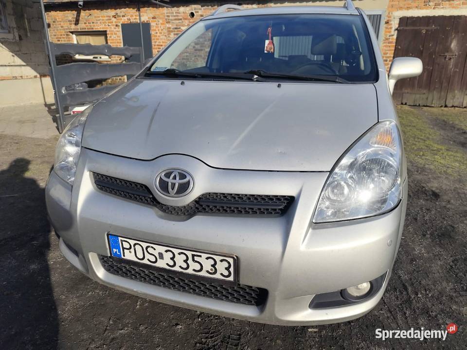 Toyota Corolla Verso Sieroszewice