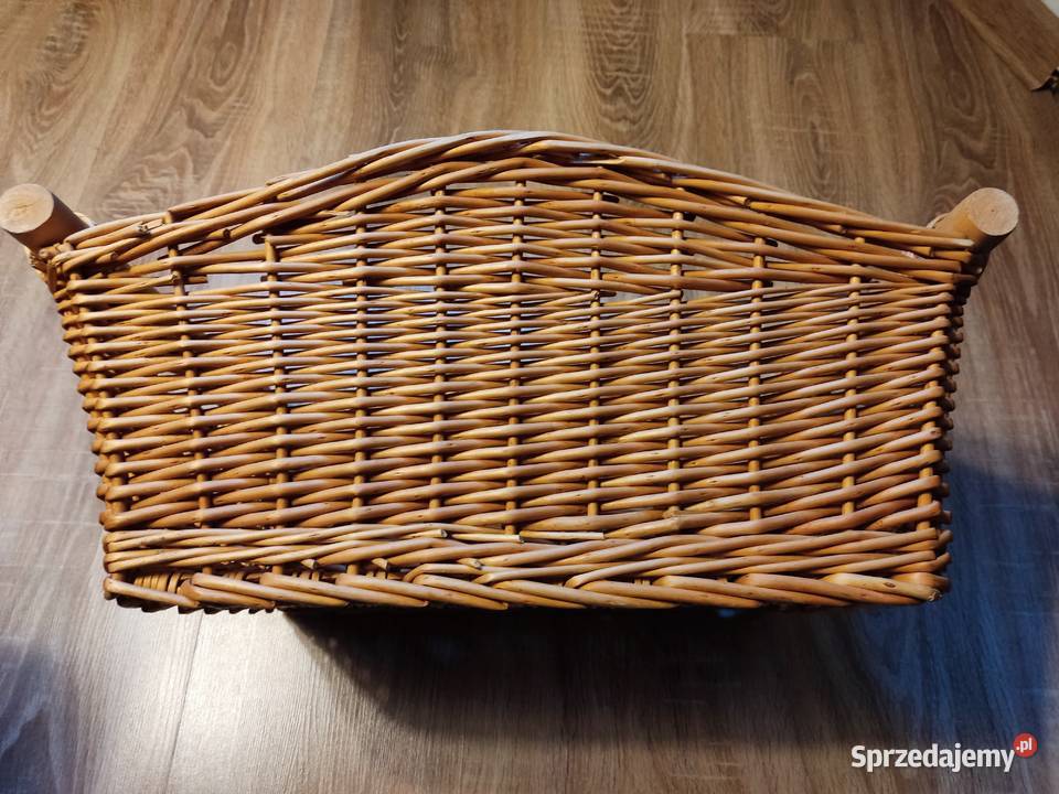 Kosz wiklinowy z rączkami uchwytami Głuchołazy