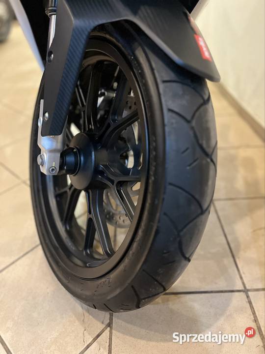 Aprilia RS4 125 4T 700km