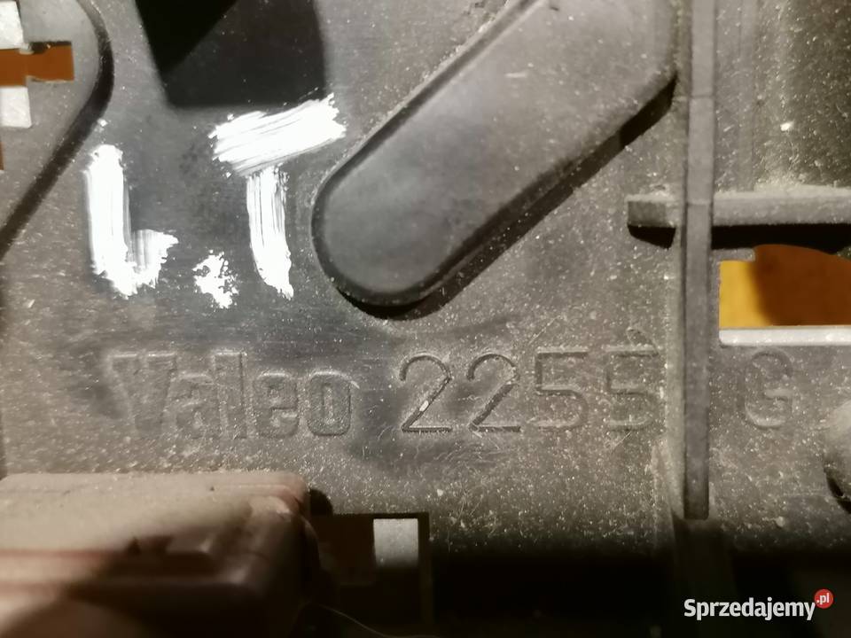 wkład żarówek lampa tył Peugeot 406 sedan lewy osobowe Piotrków Trybunalski