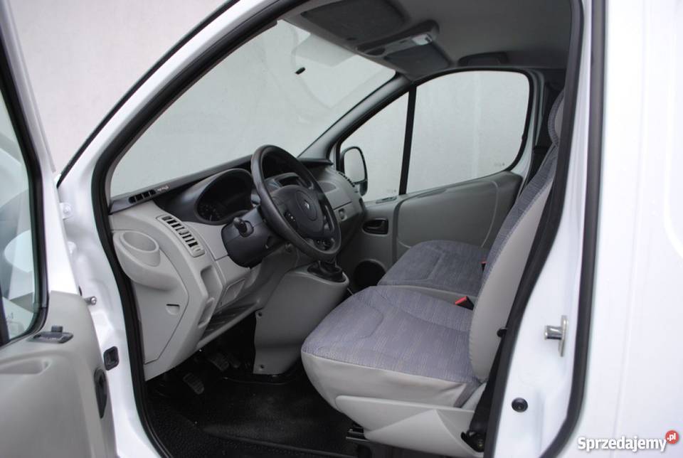 Do sprzedania Renault Trafic 2012 komputer pokładowy