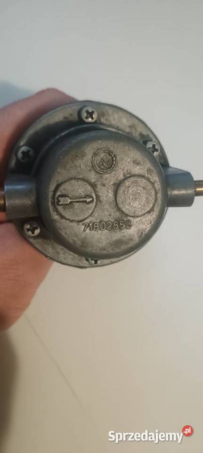 Pompka paliwa mechaniczna AC Delco Pierburg Opoczno