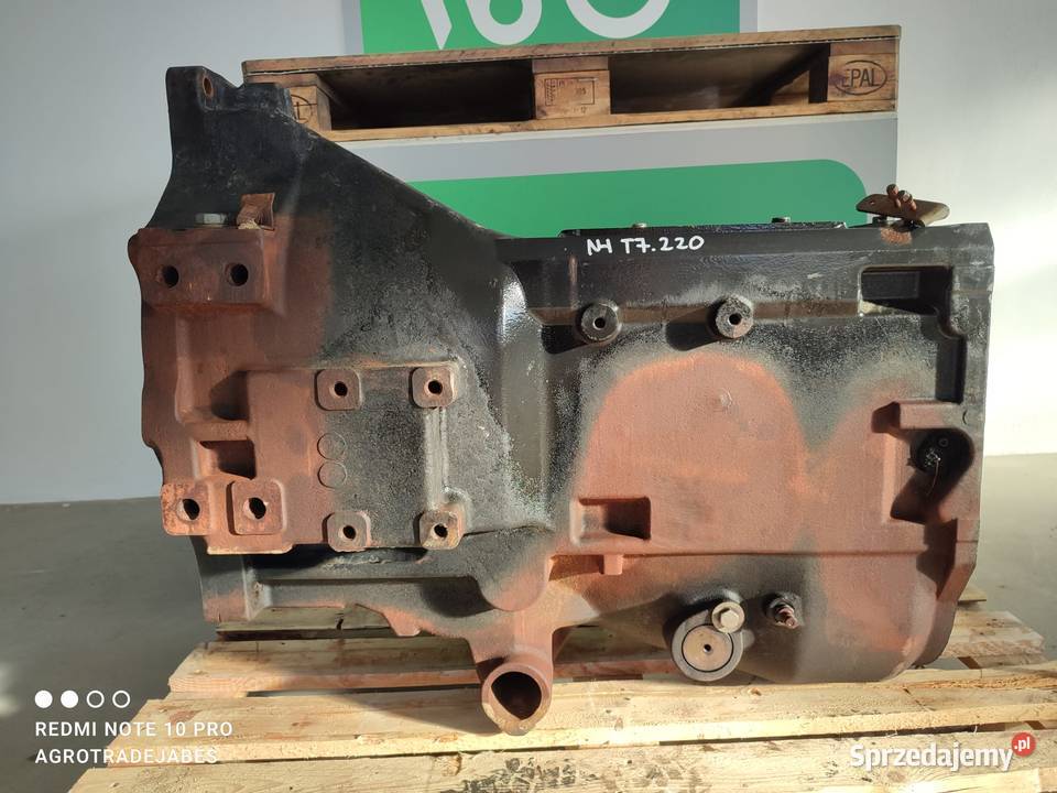 Obudowa skrzyni biegów 84523151 Holland T7220 Wilkowo