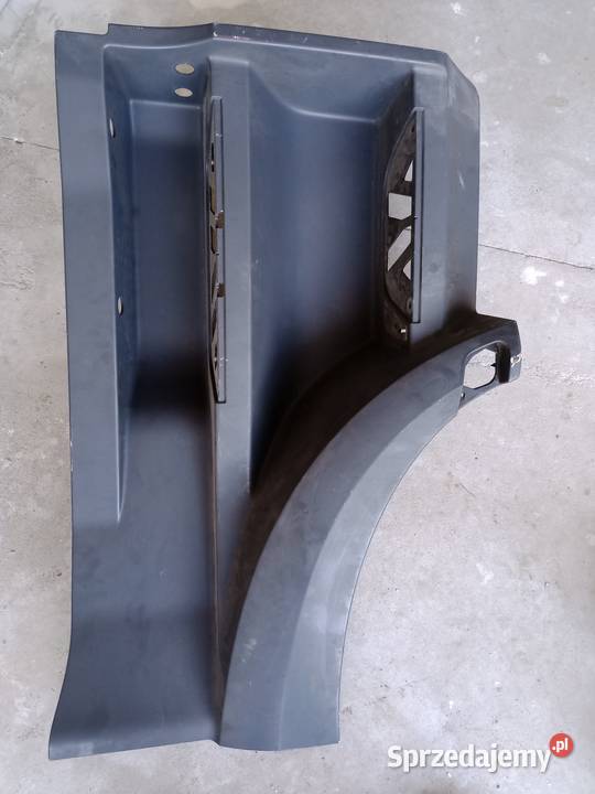 Prawy błotnik nadkole stopień Mercedes Actros sprzedam