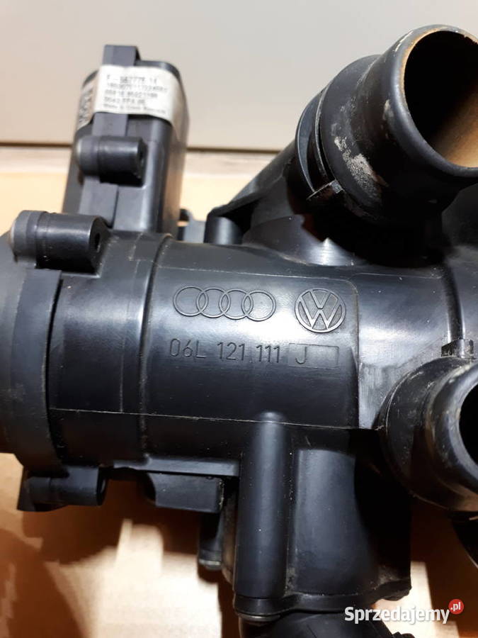 Obudowa termostat 06L121111G Vw Skoda Audi 20 18 Warszawa