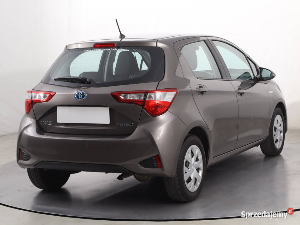 Toyota Yaris 15 Hybrid isofix Katowice
