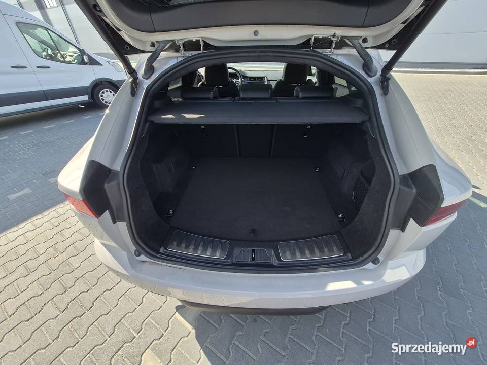 Syndyk sprzeda EPACE 15P I3 300 PHEV WF7638W Warszawa