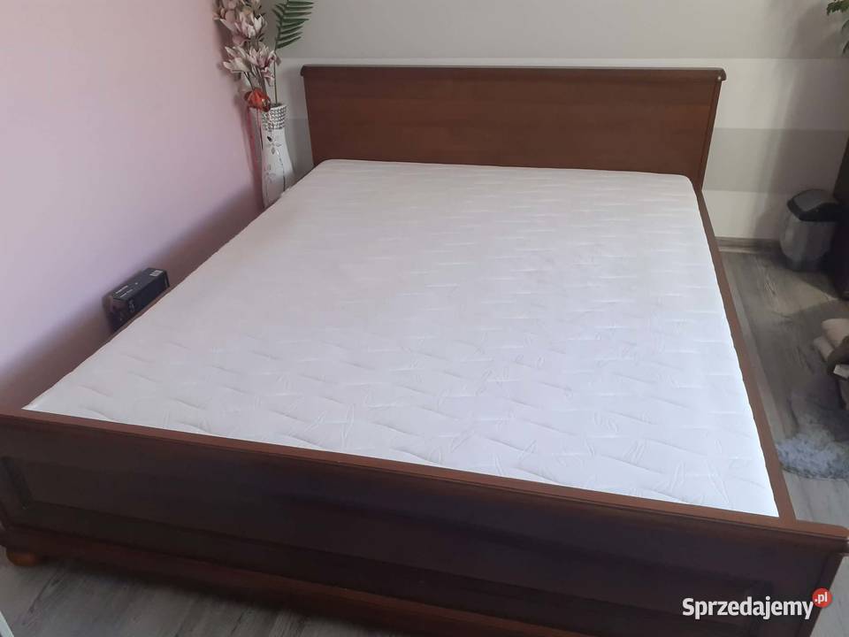 Łóżko drewniane z materacem Łóżka Pacanów