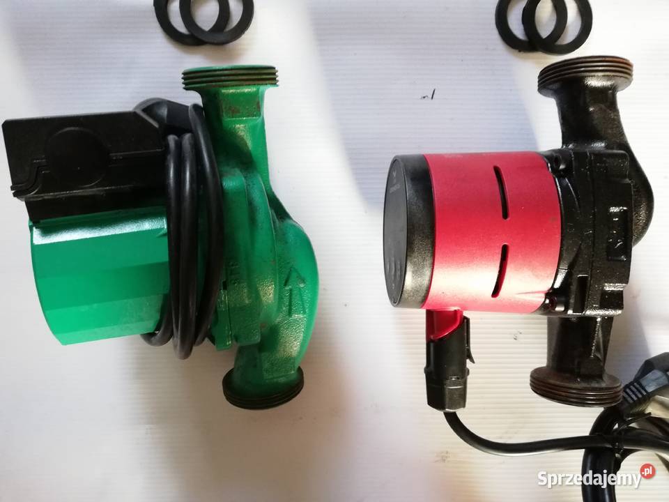 Dwie pompy obiegowe Grundfos Alpha2 2540 i Wilo Hydraulika i armatura Wolbrom