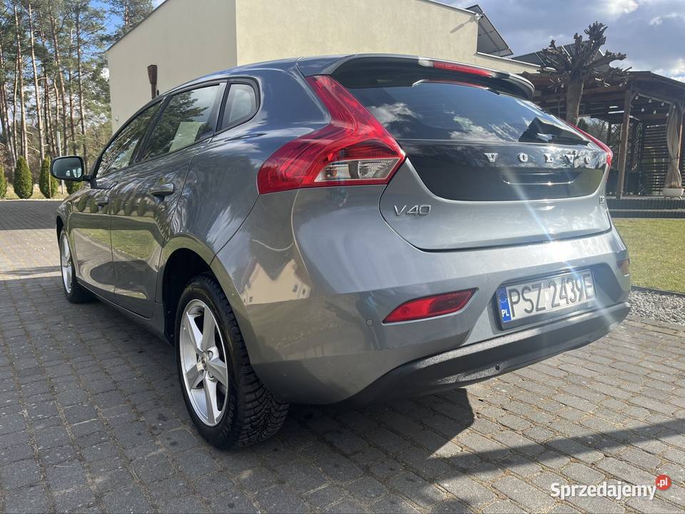 Volvo V40 II 2018 20 D2 120 klimatyzacja Wronki