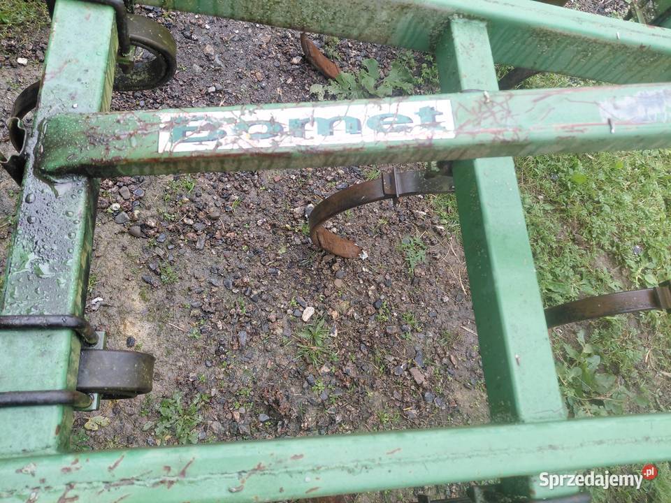 Kultywator z wałkiem 18m Bomet Uszew