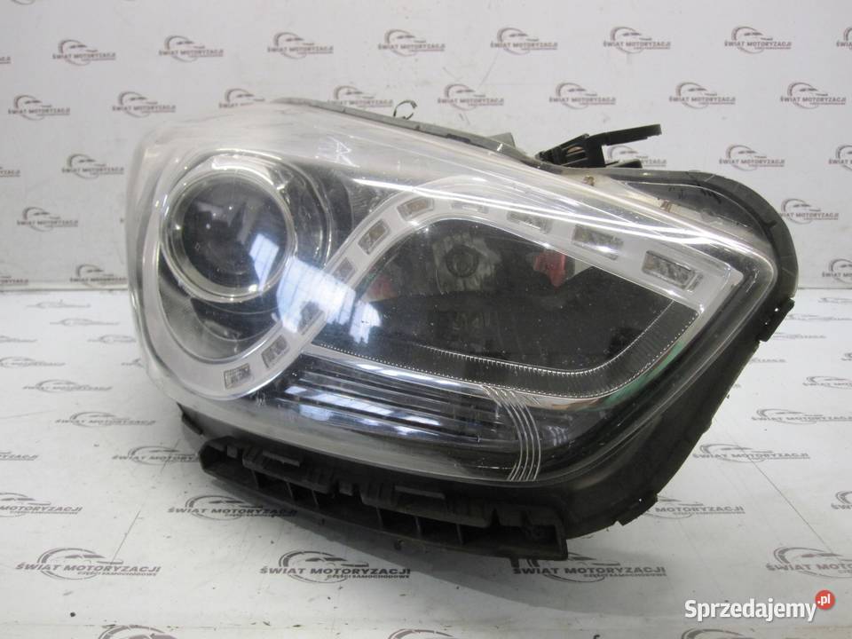 HYUNDAI i40 13r lampa prawa przód 921023ZXXX
