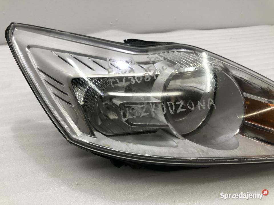 LAMPA PRAWY PRZÓD 8M5113W0290BE FOCUS MK2 LIFT osobowe Lampy przeciwmgielne