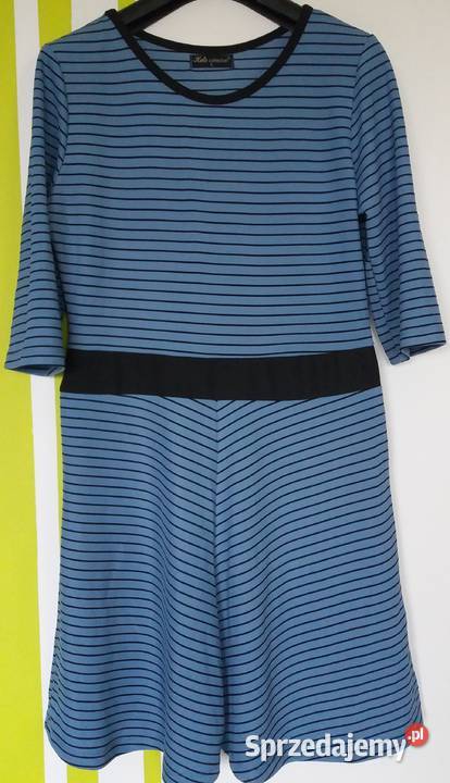 SM3840 Miła wygodna sukienka Kate collection