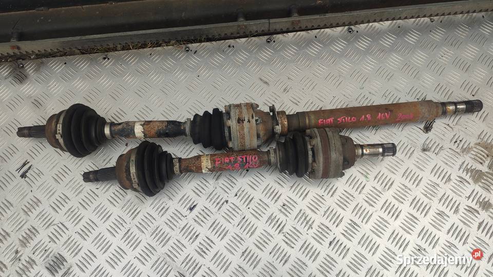 FIAT STILO 18 16V 5D 0110 PÓŁOŚ PRAWA PRZEGUB świętokrzyskie Włoszczowa