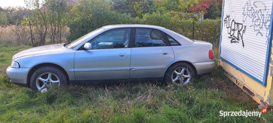 Audi A4 b5 drzwi Rok produkcji 1998 Opole