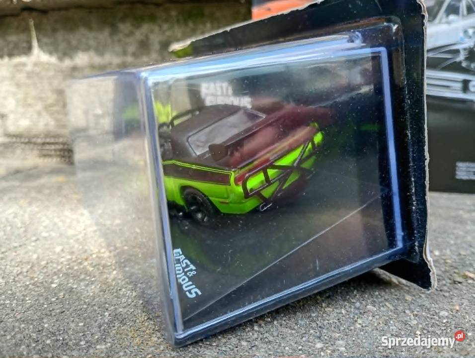 DODGE CHALLENGER SRT szybcy i wściekli model 143 Modelarstwo sprzedam