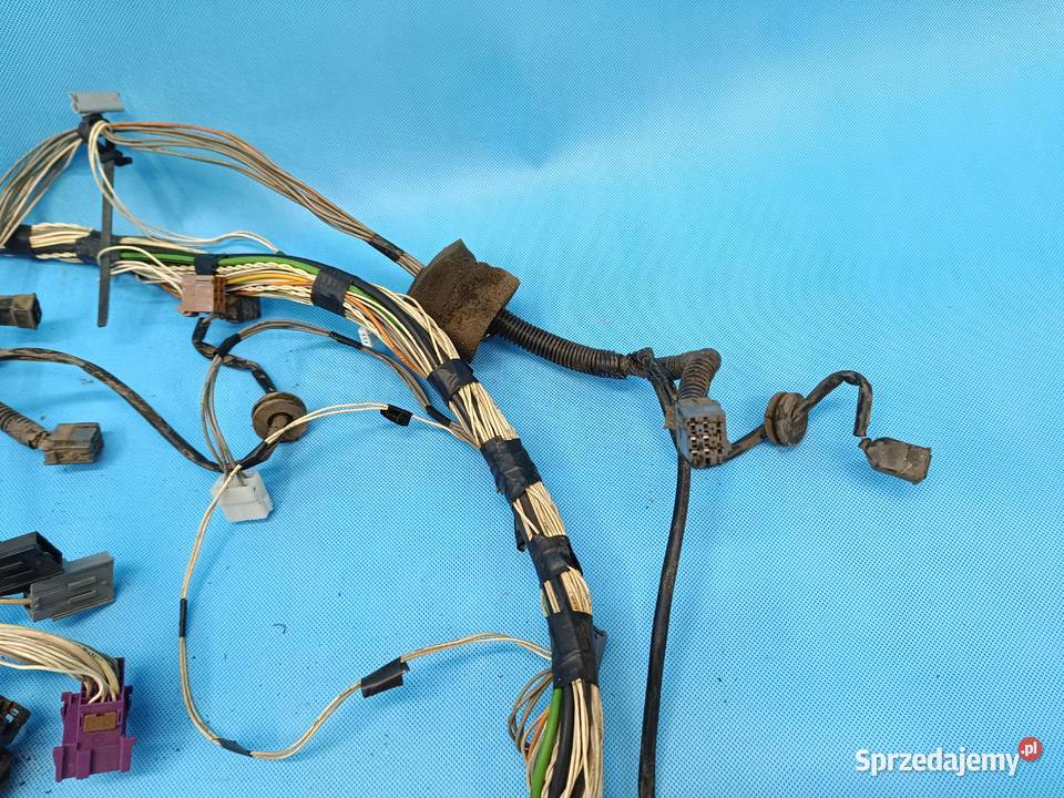 CLAAS AXION 810850 CMATIC A31 WIĄZKA KABINY DACH Stalewo