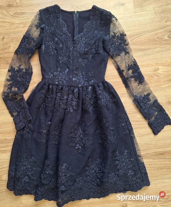 Piękna elegancka koronkowa granatowa sukienka z Kraków
