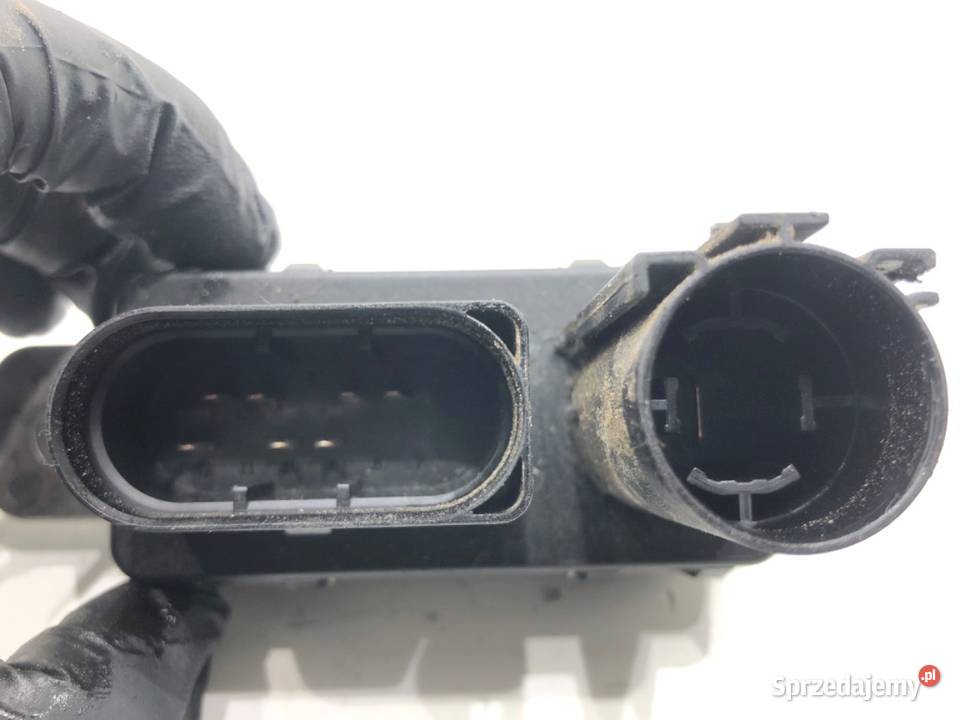 PRZEKAŹNIK ŚWIEC ŻAROWYCH VOLVO V60 I 31459300 osobowe