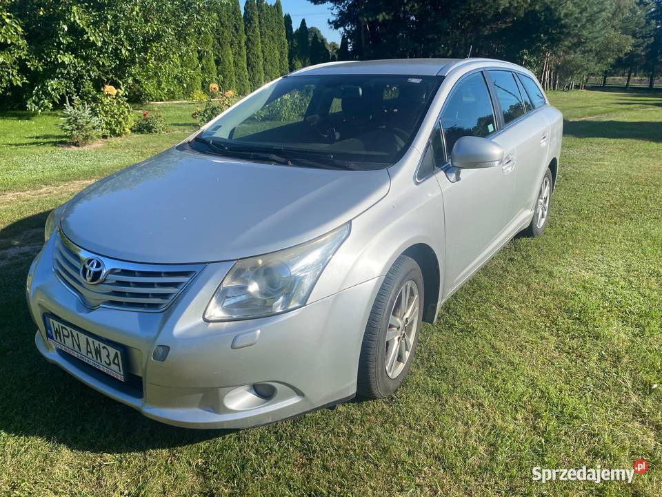 Toyota Avensis salon Polska