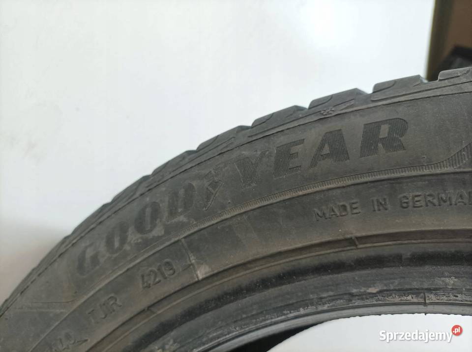 2x OPONA ZIMOWA GOODYEAR ULTRA GRIP 22550R17