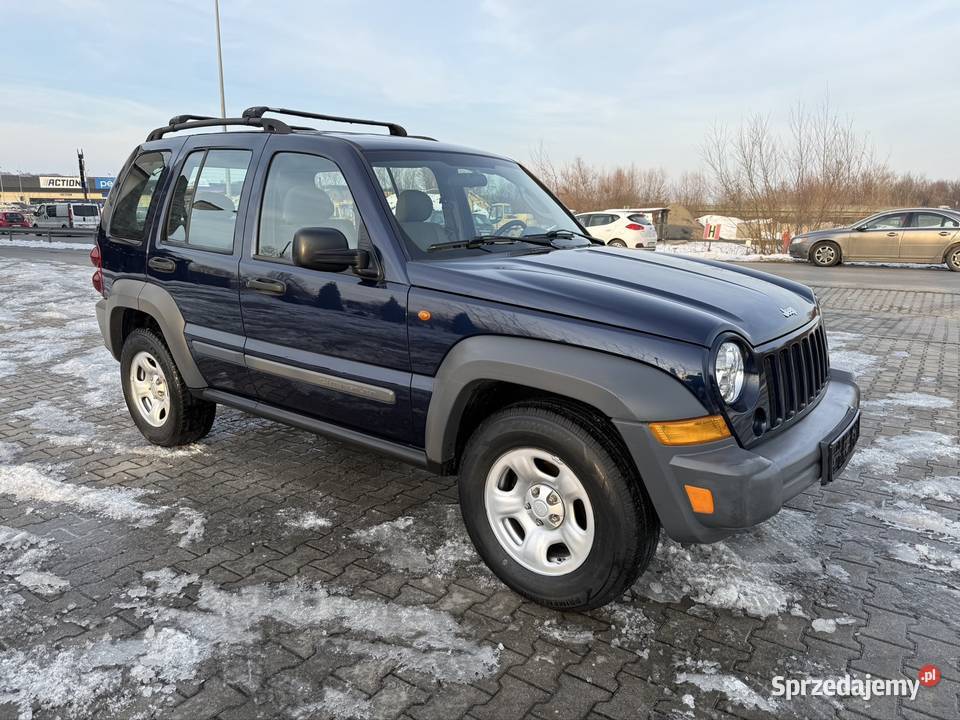 Jeep cherokee nieuszkodzony