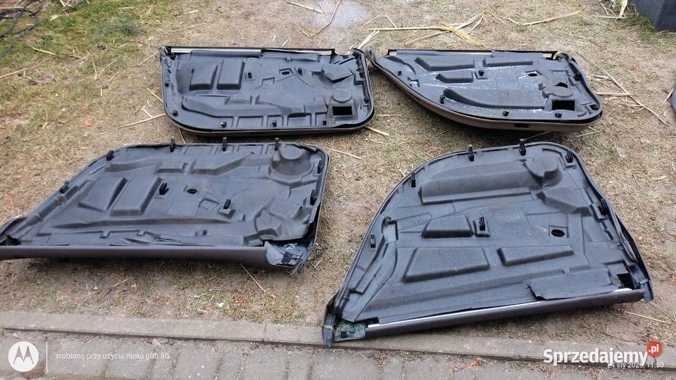 Tapicerki drzwiowe Audi A6 C5 4b kawa z mlekiem Lubin